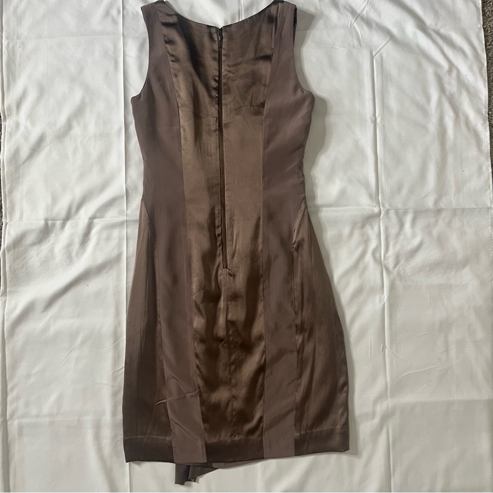 2 B Rych Women’s Taupe Sleeveless Knee Length Silk Cocktail Dress Sz XS - Picture 10 of 14